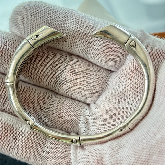 John Hardy Lava Kick Bamboo Bracelet with Pavé Sapphires-Medium - Picture 6 of 10